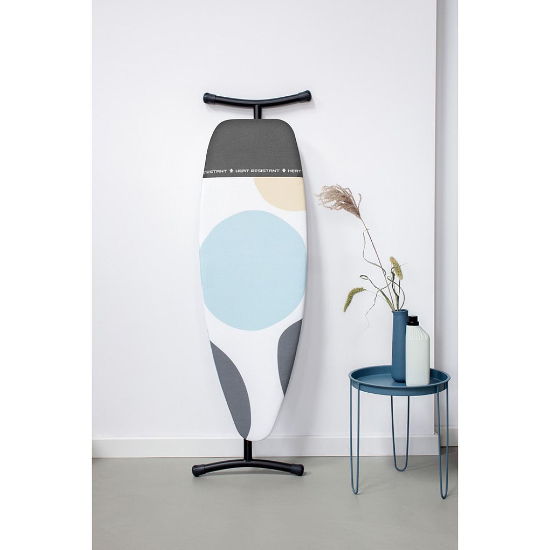 Ironing Board D, 135x45cm, HRPZ Spring Bubbles 8710755134784 Brabantia 96dpi 1000x1000px 7 NR 20524