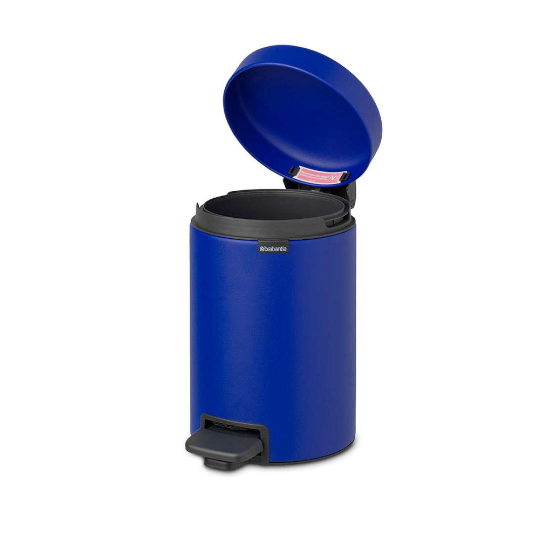 NewIcon Pedal Bin, 3L Mineral Powerful Blue 8710755204562 Brabantia 96dpi 1000x1000px 7 NR 26613