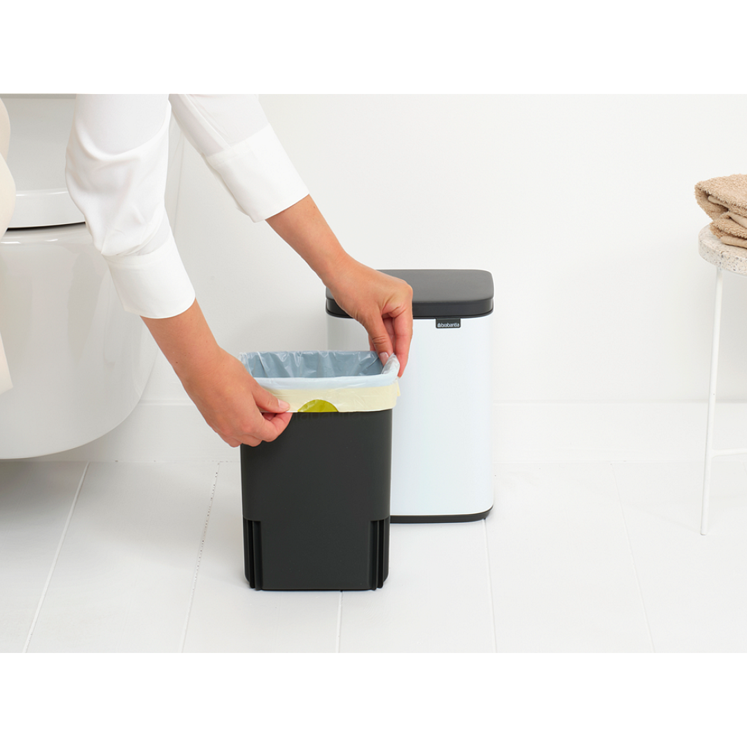 Bo Waste Bin, 4L White 8710755222344 Brabantia 96dpi 1000x1000px 7 NR 30761