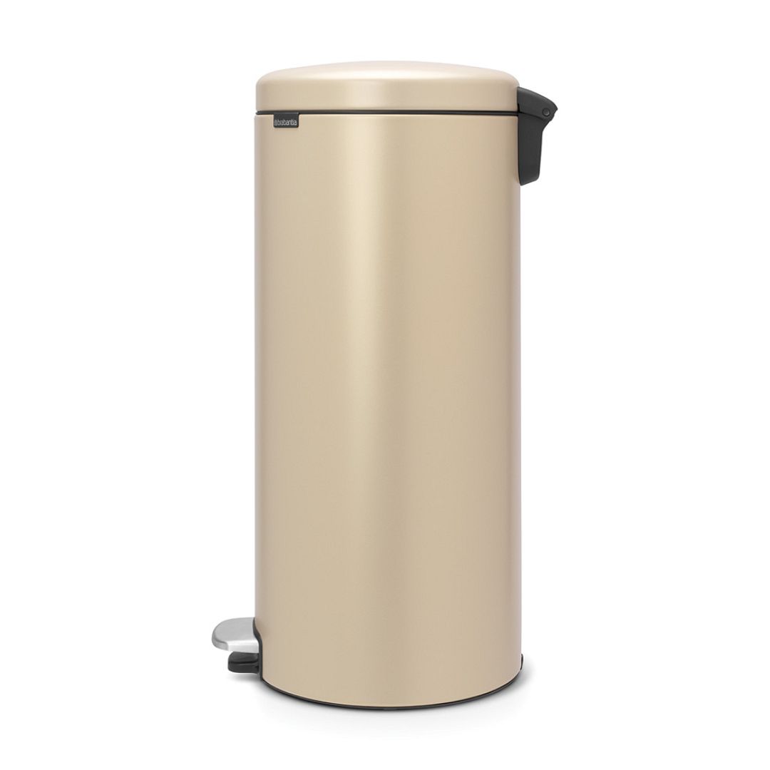 Pedal Bin newIcon, 30L Mineral Golden Beach 8710755115967 Brabantia 1000x1000px 7 NR 8265