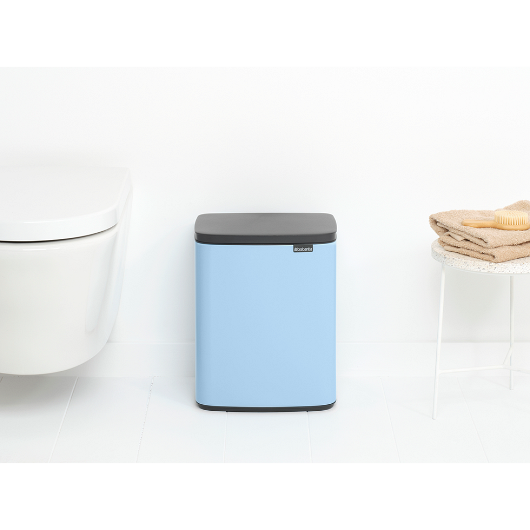 Bo Waste Bin, 12L Dreamy Blue 8710755223563 Brabantia 96dpi 1000x1000px 7 NR 30381