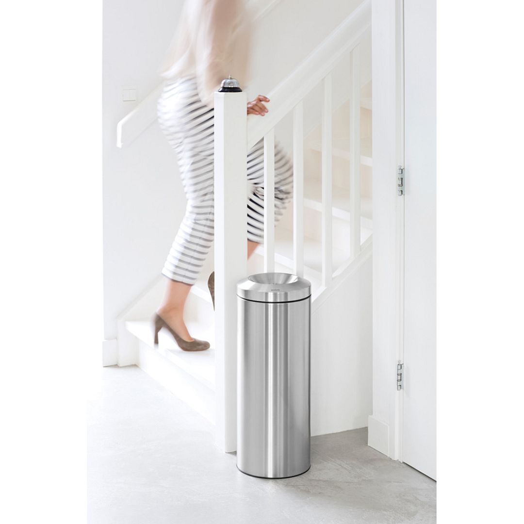 Flame Guard Waste Paper Bin, 30L Matt Steel 8710755378621 Brabantia 1000x1000px 7 NR 3217