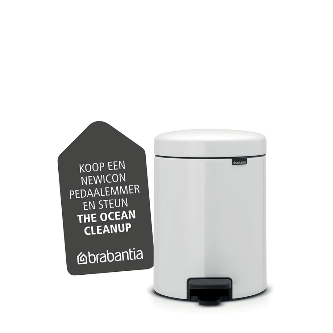 Pedal Bin newIcon, 5L White 8710755112065 Brabantia 1000x1000px 7 NR 9623