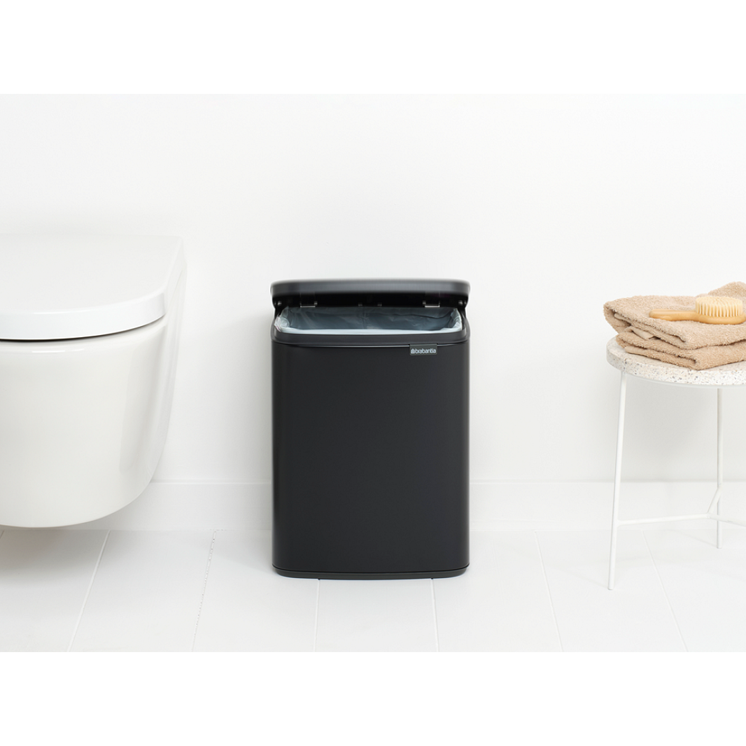 Bo Waste Bin, 12L Matt Black 8710755230363 Brabantia 96dpi 1000x1000px 7 NR 30492