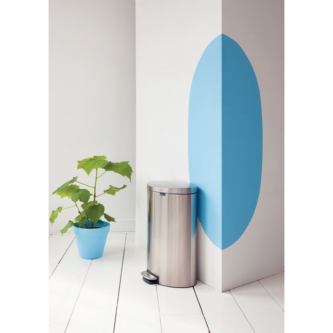 Pedal Bin FlatBack+, 40L Matt Steel Fingerprint Proof 8710755482021 Brabantia 1000x1000px 7 NR 5978