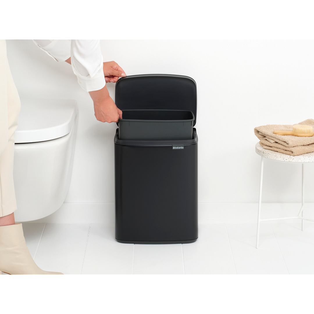 Bo Waste Bin, 12L Matt Black 8710755230363 Brabantia 96dpi 1000x1000px 7 NR 30488