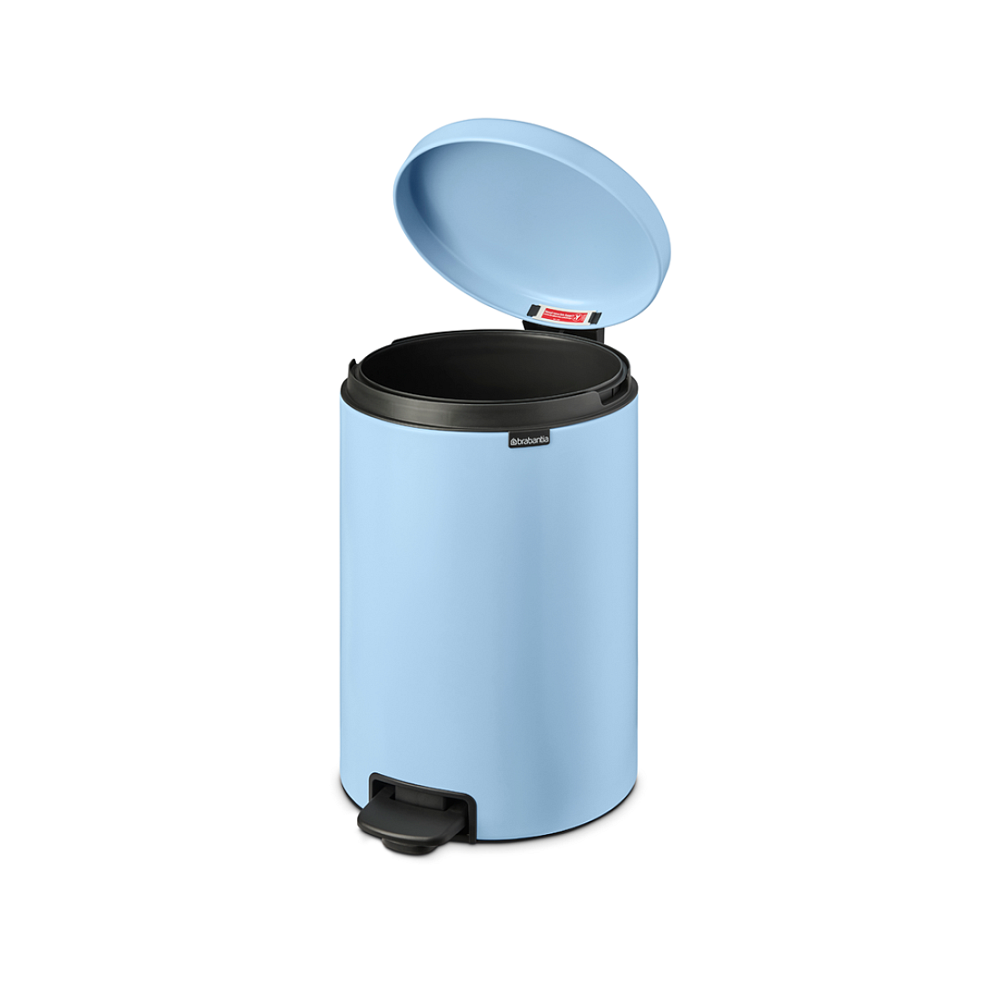 NewIcon Pedal Bin, 20L Dreamy Blue 8710755202544 Brabantia 96dpi 1000x1000px 7 NR 27427