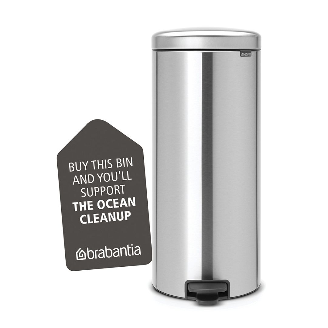 Pedal Bin newIcon, 30L Matt Steel Fingerprint Proof 8710755111822 Brabantia 1000x1000px 7 NR 9578