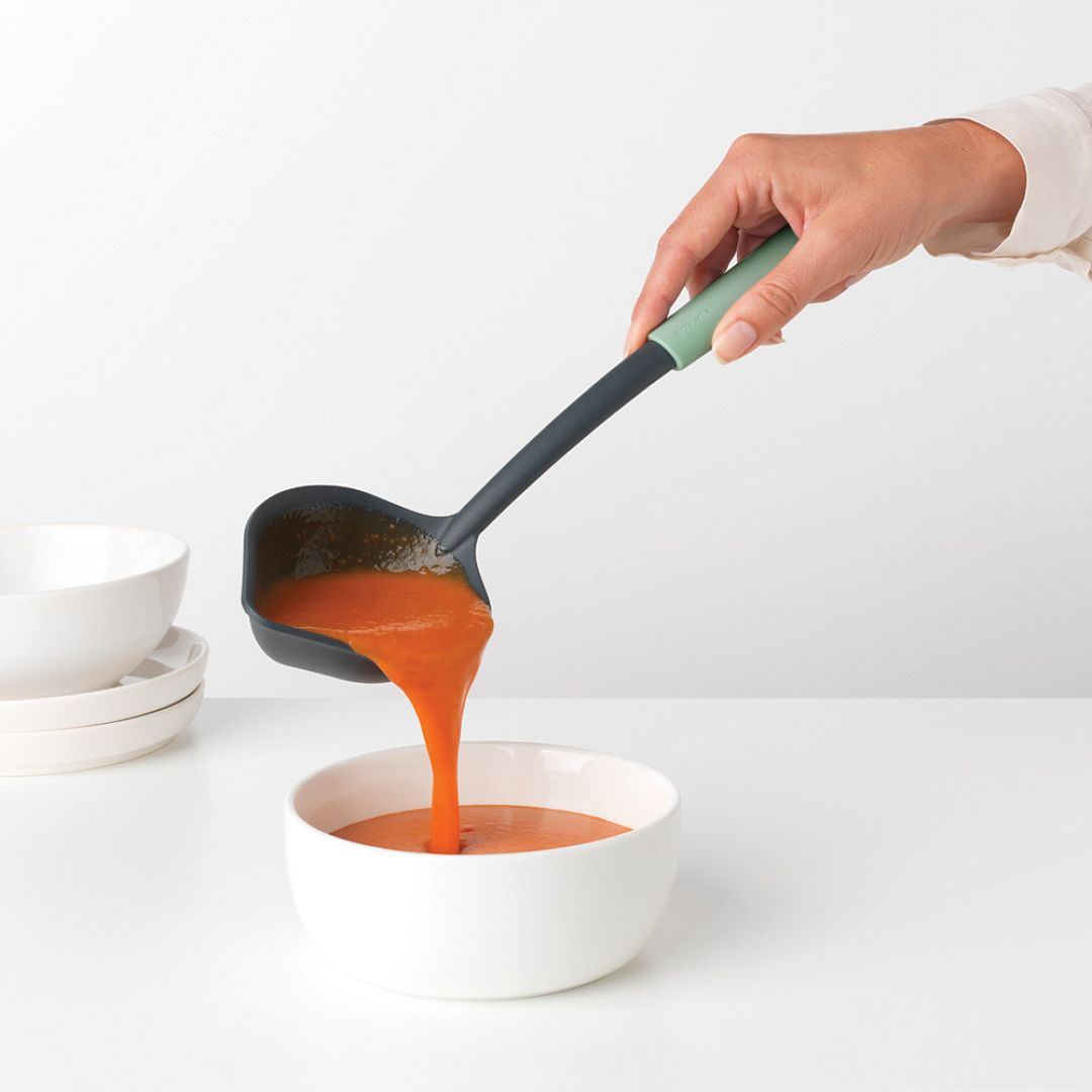 Soup Ladle plus Scraper, TASTY+ Jade Green 8710755122729 Brabantia 96dpi 1000x1000px 7 NR 15280