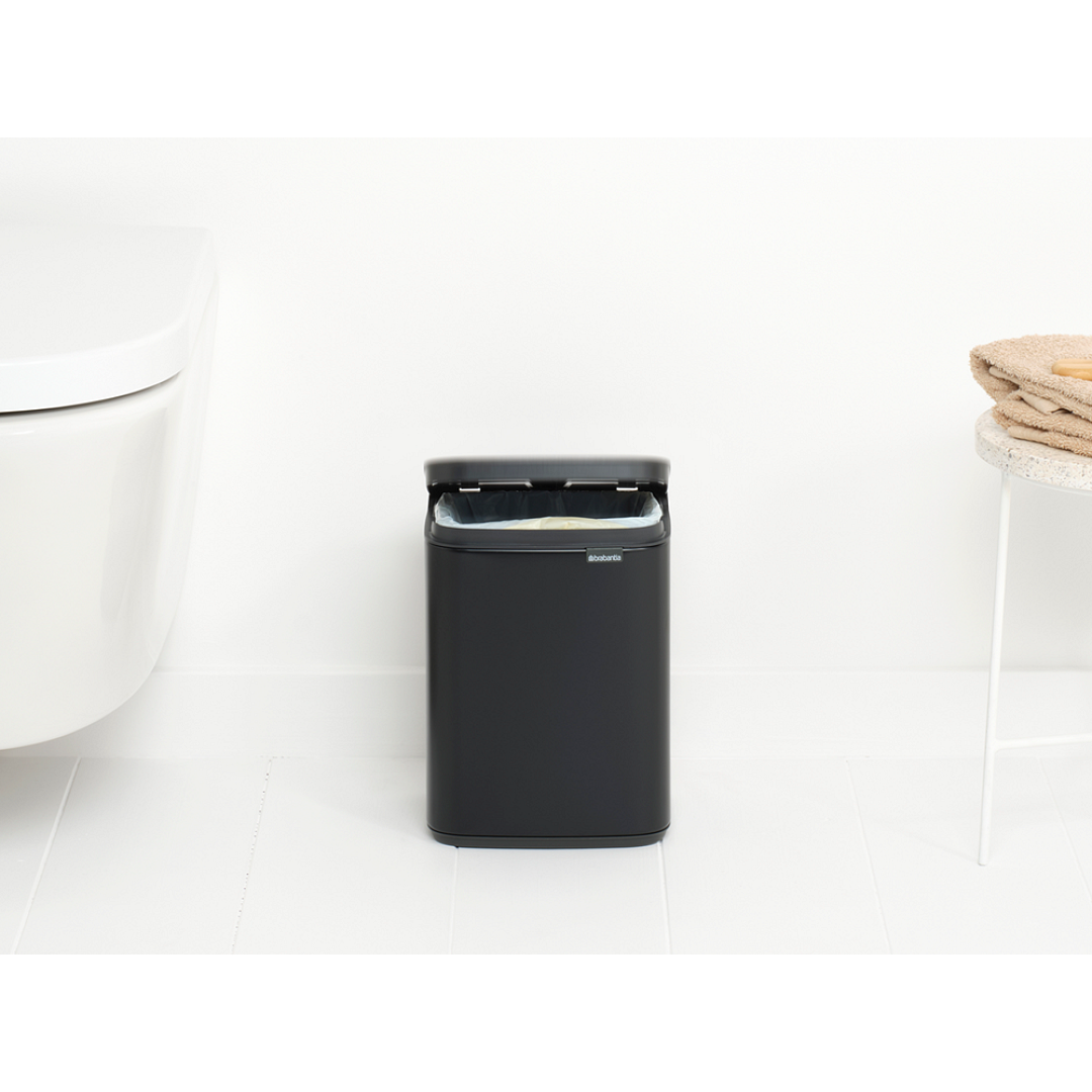 Bo Waste Bin, 4L Matt Black 8710755222481 Brabantia 96dpi 1000x1000px 7 NR 30300