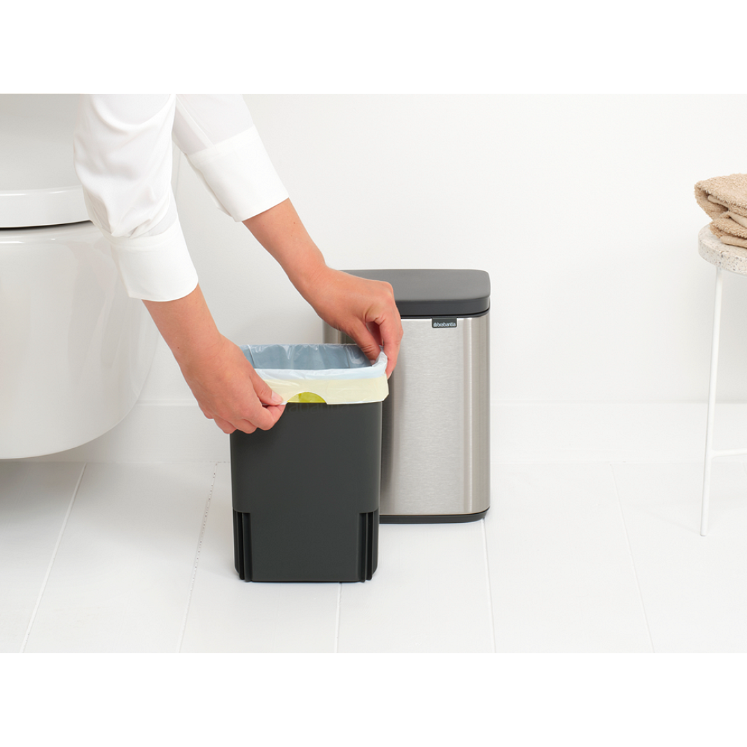 Bo Waste Bin, 4L Matt Steel Fingerprint Proof 8710755222849 Brabantia 96dpi 1000x1000px 7 NR 30324