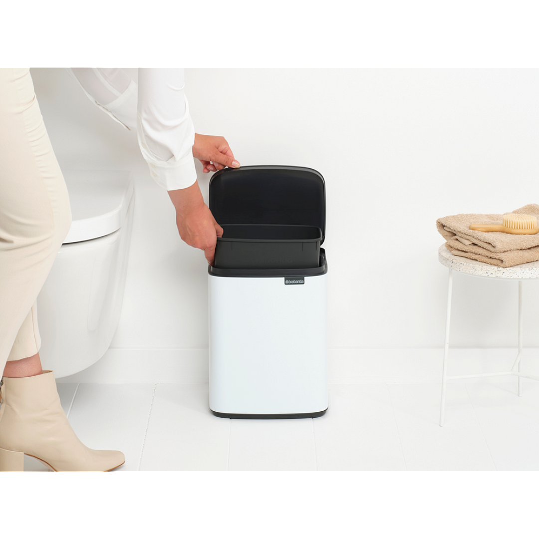 Bo Waste Bin, 7L White 8710755222368 Brabantia 96dpi 1000x1000px 7 NR 30287