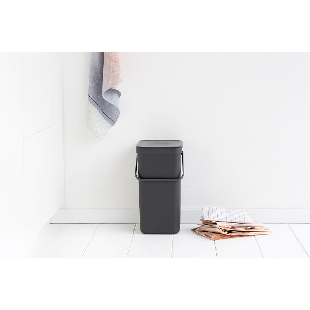 Sort & Go Waste Bin, 16L Grey 8710755109966 Brabantia 1000x1000px 7 NR 2606