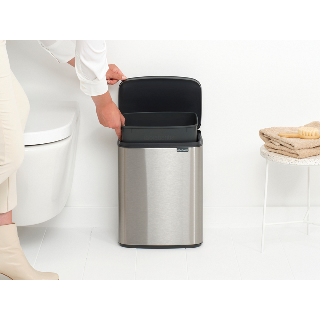 Bo Waste Bin, 12L Matt Steel Fingerprint Proof 8710755230486 Brabantia 96dpi 1000x1000px 7 NR 30509