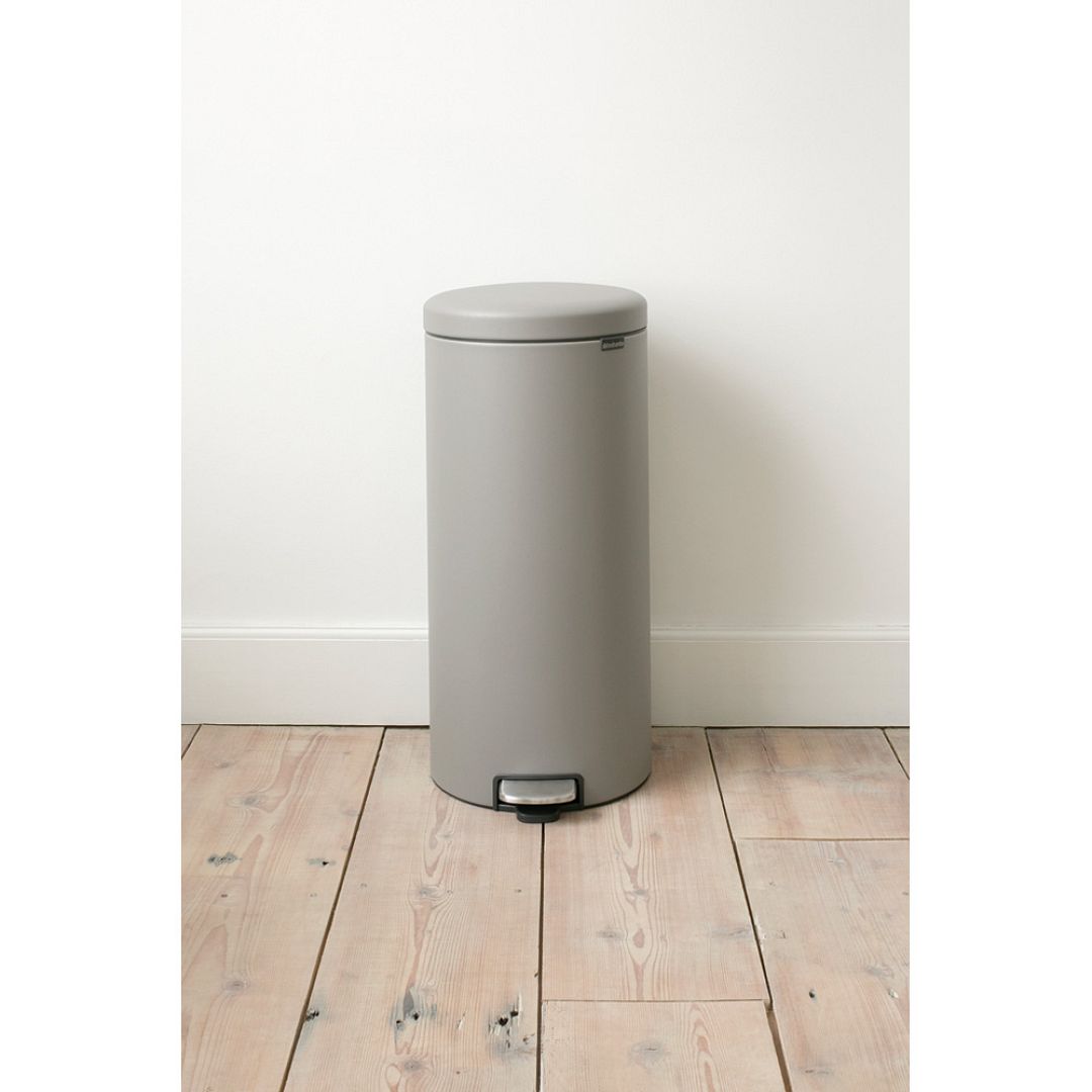 Pedal Bin newIcon, 30L Mineral Concrete Grey 8710755119187 Brabantia 96dpi 1000x1000px 7 NR 14250