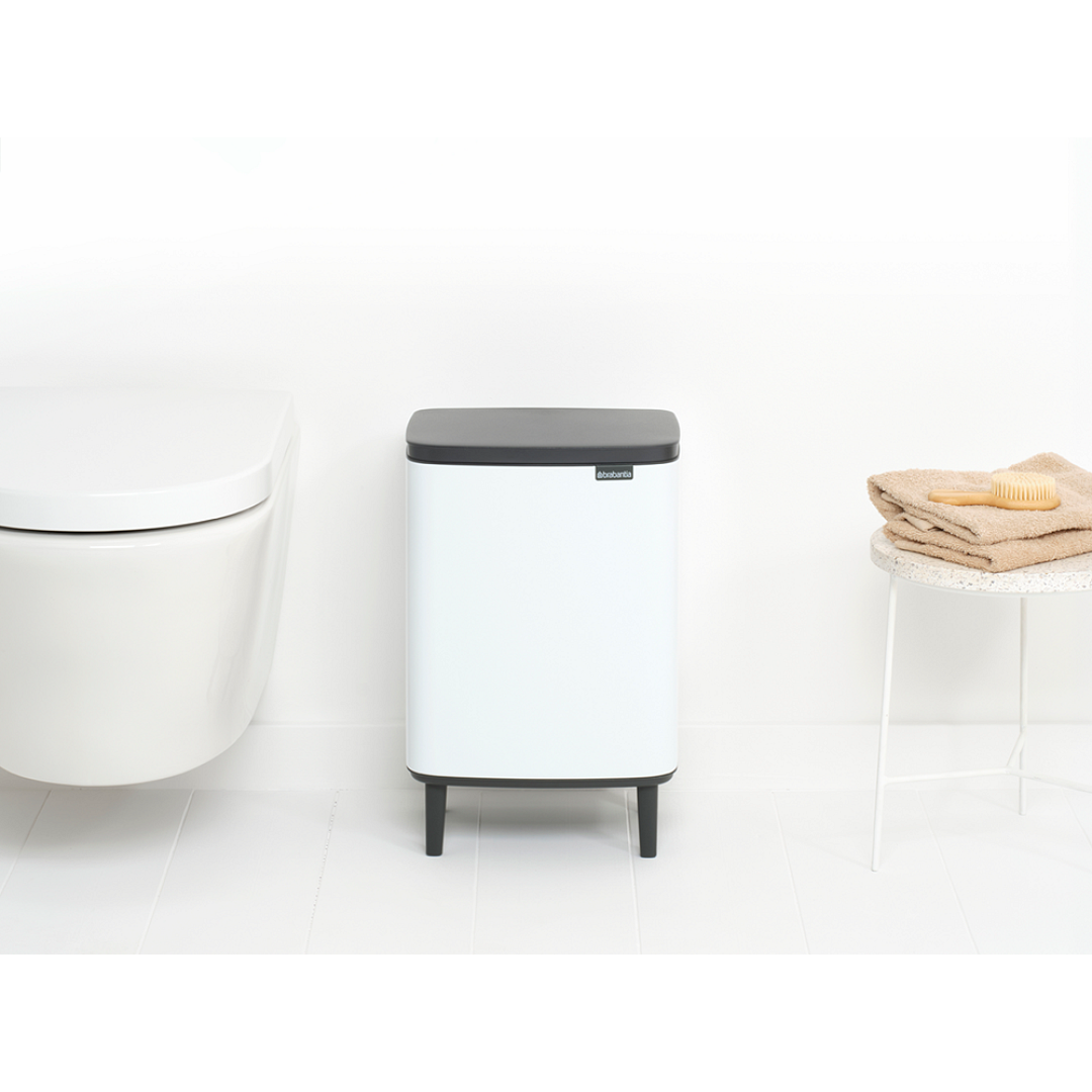 Bo Waste Bin Hi, 12L White 8710755227240 Brabantia 96dpi 1000x1000px 7 NR 30470