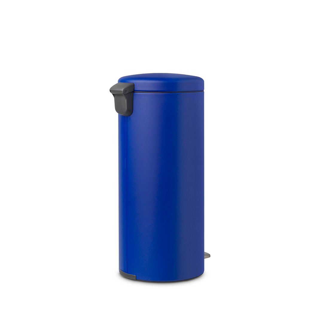 NewIcon Pedal Bin, 30L Mineral Powerful Blue 8710755207945 Brabantia 96dpi 1000x1000px 7 NR 26646