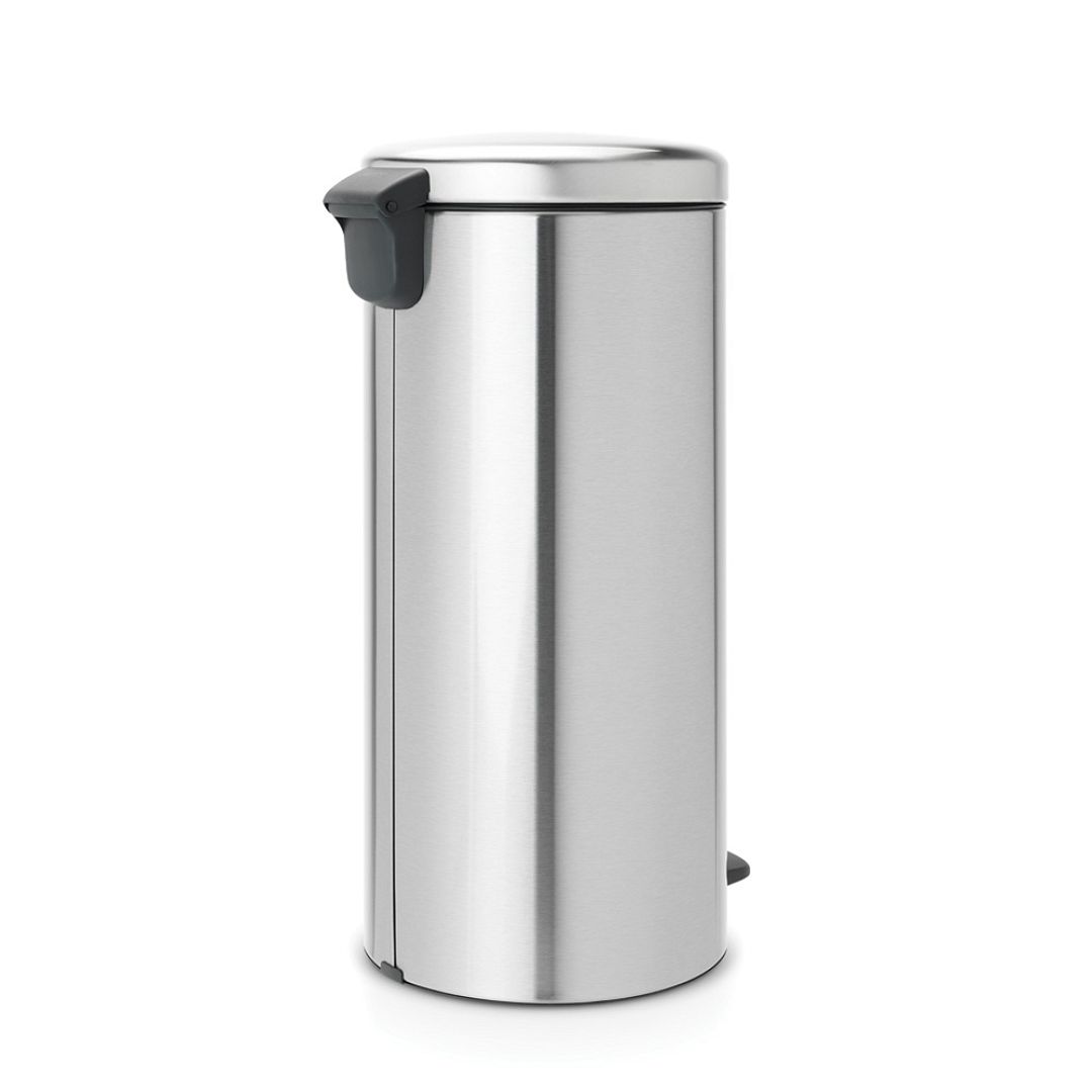 Pedal Bin newIcon, 30L Matt Steel Fingerprint Proof 8710755111822 Brabantia 1000x1000px 7 NR 1371