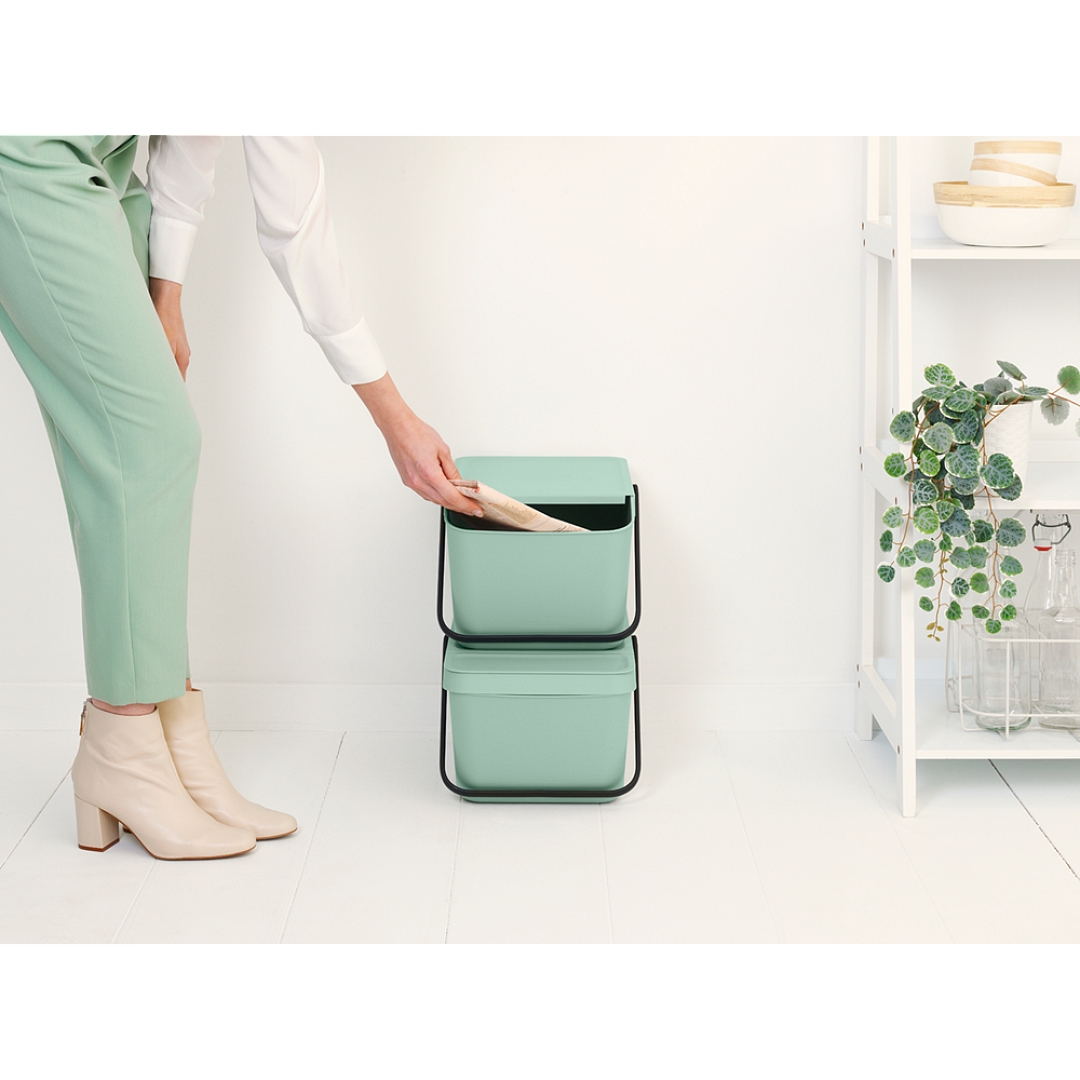 Sort & Go Stackable Bin Jade Green 8710755277764 Brabantia 96dpi 1000x1000px 7 NR 28621