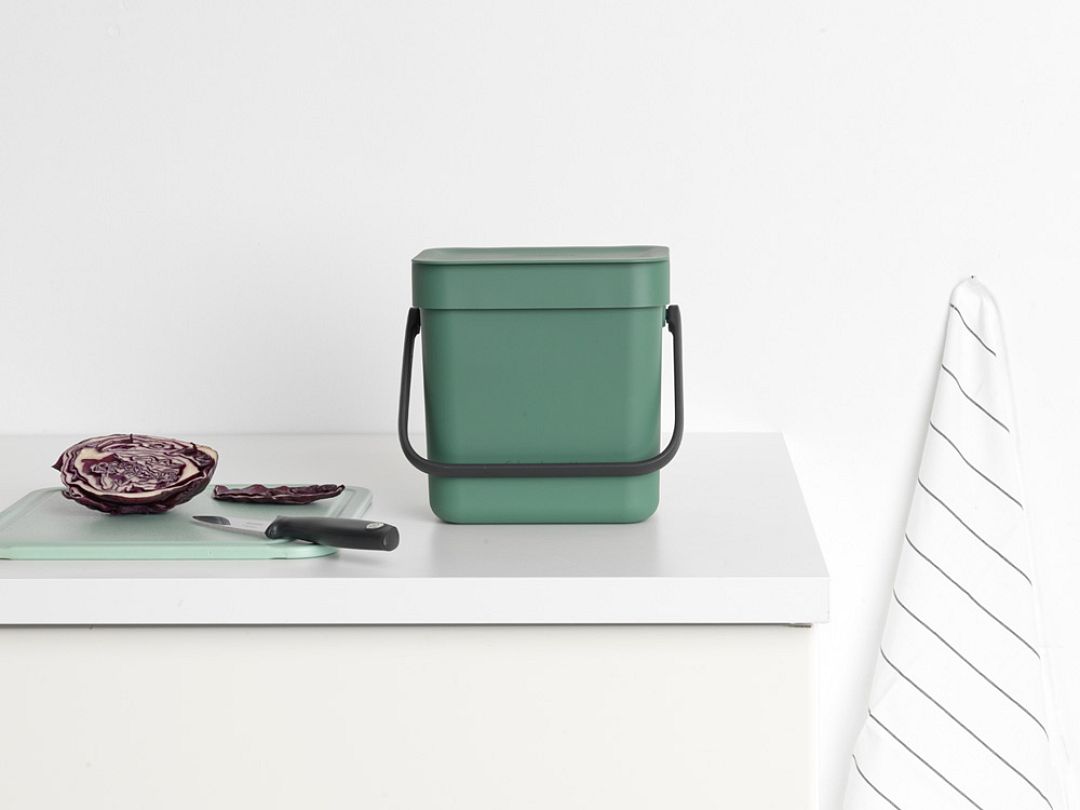 Sort & Go Waste Bin, 3L Fir Green 8710755129865 Brabantia 96dpi 1000x750px 7 NR 21380