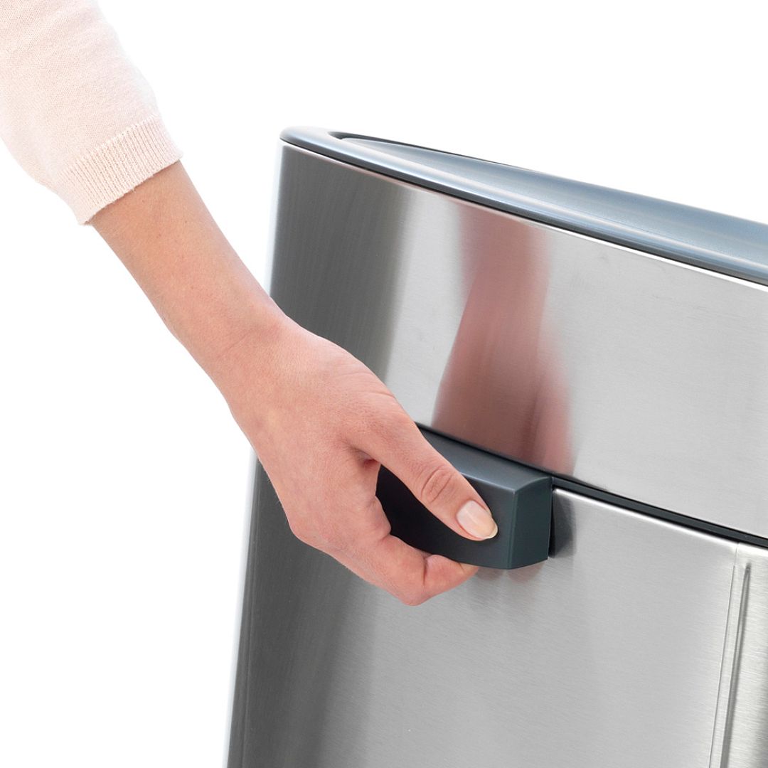 Touch Bin New, 40L Matt Steel 8710755114823 Brabantia 1000x1000px 7 NR 3676