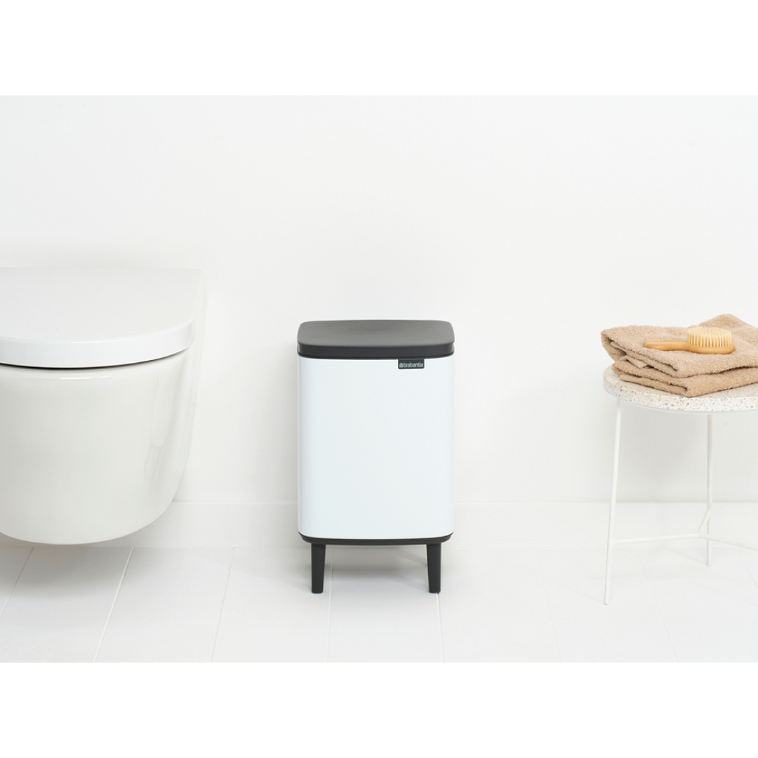 Bo Waste Bin Hi, 7L White 8710755227165 Brabantia 96dpi 1000x1000px 7 NR 30438