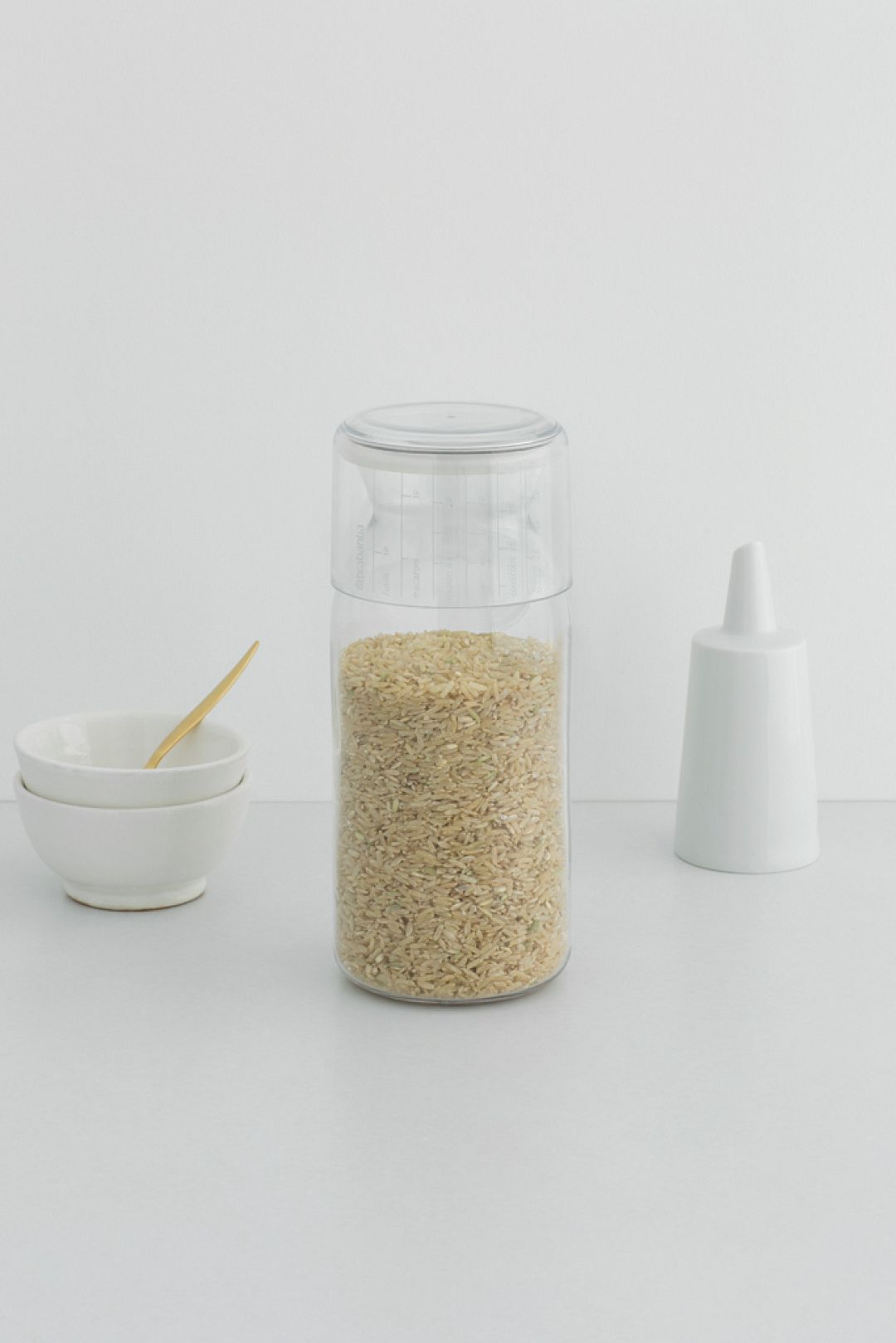 Storage Jar with Measuring Cup, 1.3L Transparent 8710755290220 Brabantia 683x1024px E NR 10724