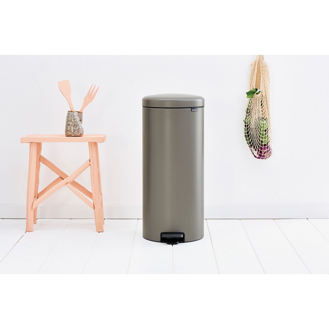 Pedal Bin newIcon, 30L Platinum 8710755114441 Brabantia 1000x1000px 7 NR 8796