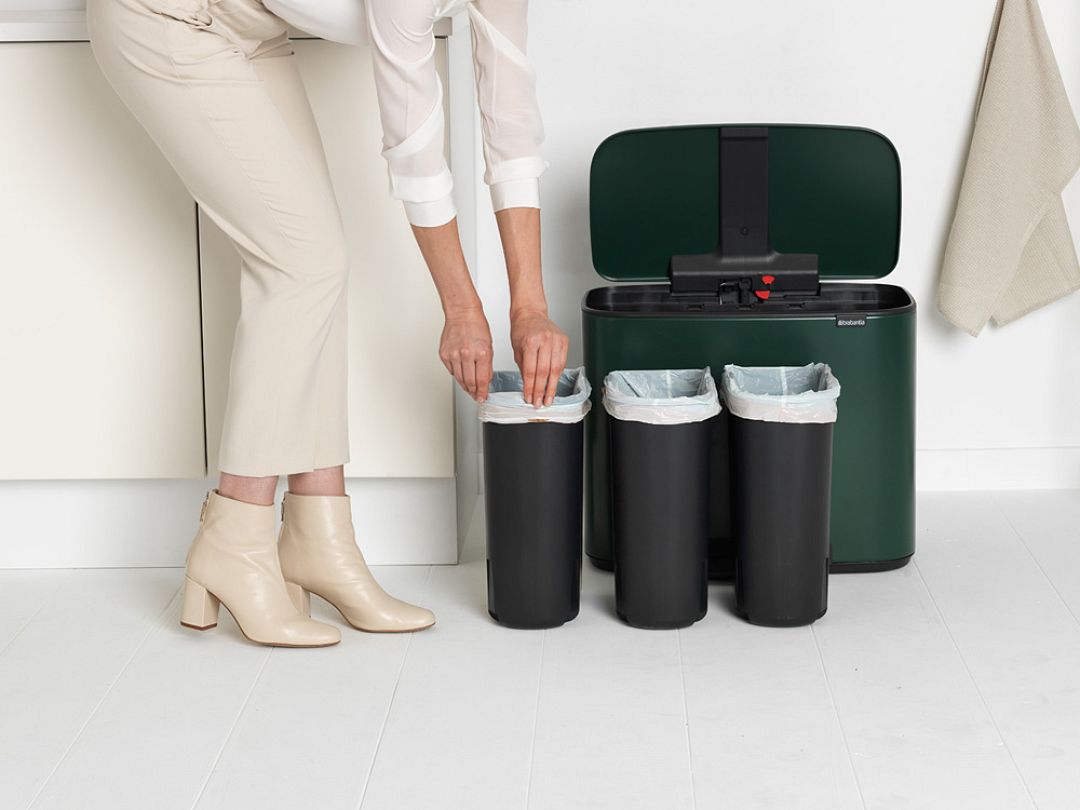 Bo Pedal Bin, 3 x 11L Pine Green 8710755304149 Brabantia 96dpi 1000x750px 7 NR 20864