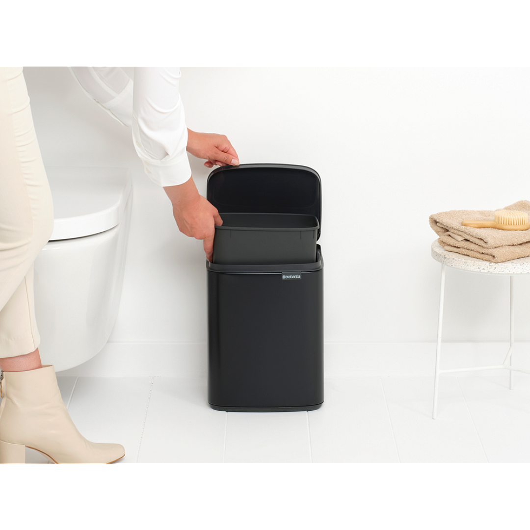 Bo Waste Bin, 7L Matt Black 8710755222900 Brabantia 96dpi 1000x1000px 7 NR 30332