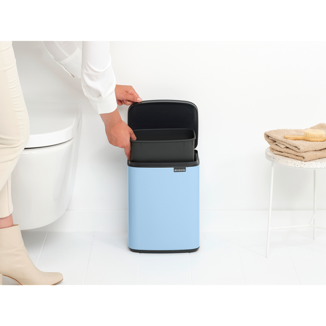 Bo Waste Bin, 7L Dreamy Blue 8710755223549 Brabantia 96dpi 1000x1000px 7 NR 30368