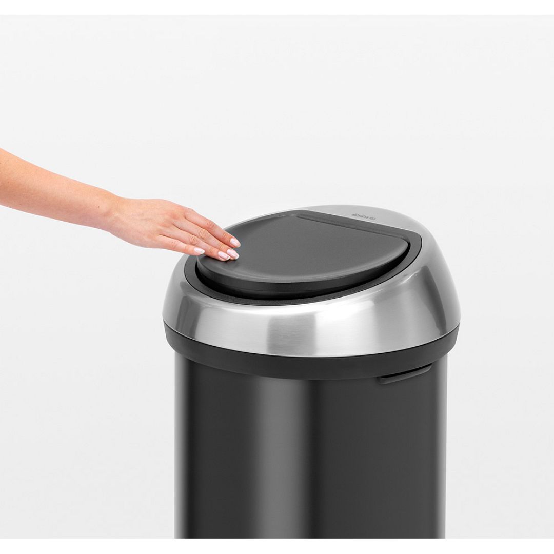 Touch Bin, 60L Matt Black 8710755402548 Brabantia 96dpi 1000x1000px 7 NR 14278