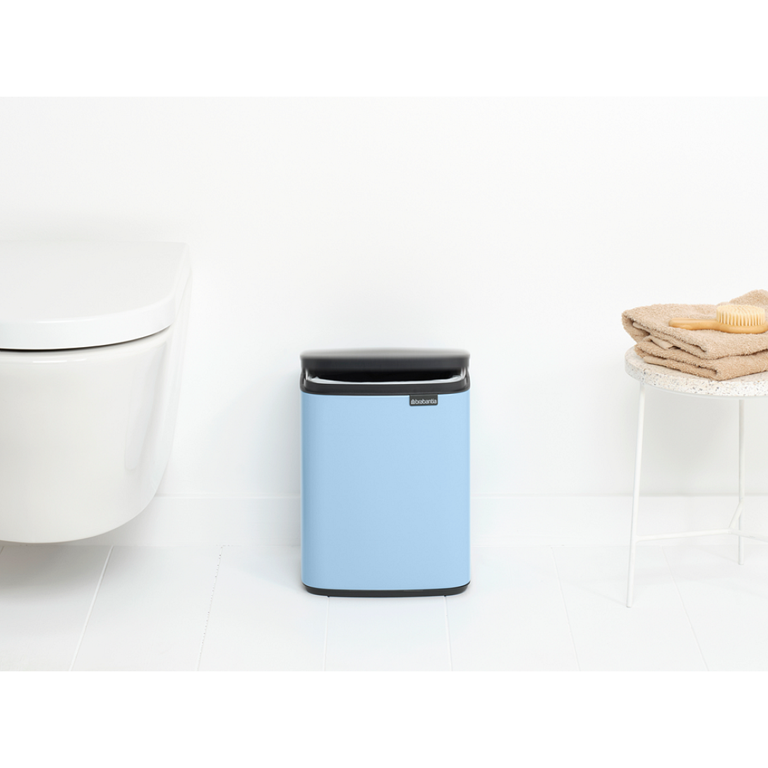 Bo Waste Bin, 7L Dreamy Blue 8710755223549 Brabantia 96dpi 1000x1000px 7 NR 30372