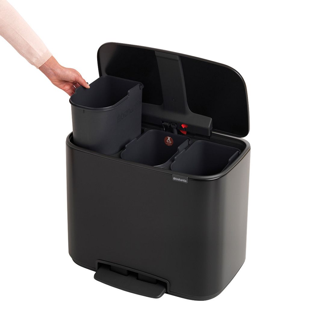 Bo Pedal Bin, 3 x 11L Matt Black 8710755121104 Brabantia 1000x1000px 7 NR 12927