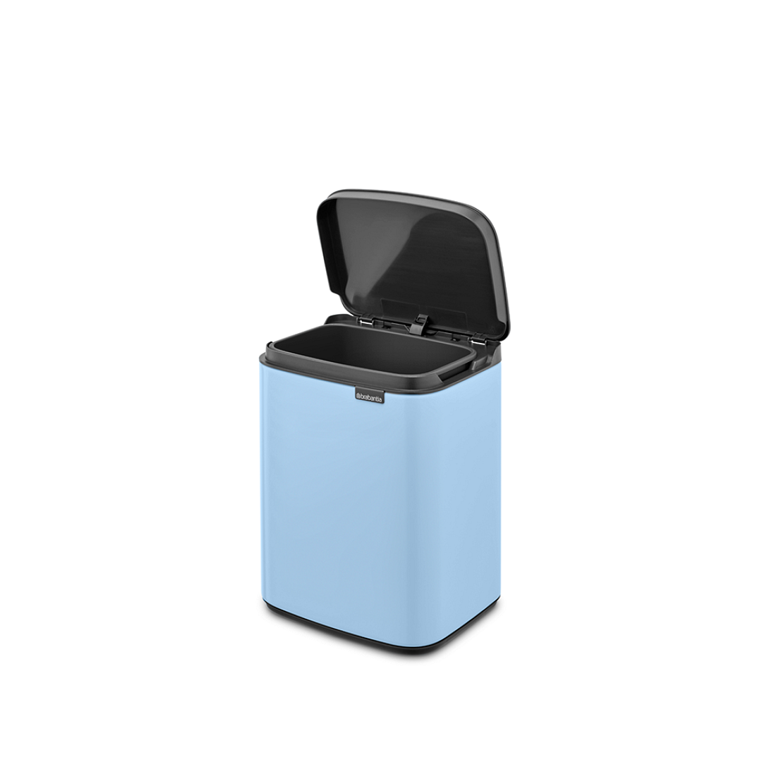 Bo Waste Bin, 4L Dreamy Blue 8710755224003 Brabantia 96dpi 1000x1000px 7 NR 30120