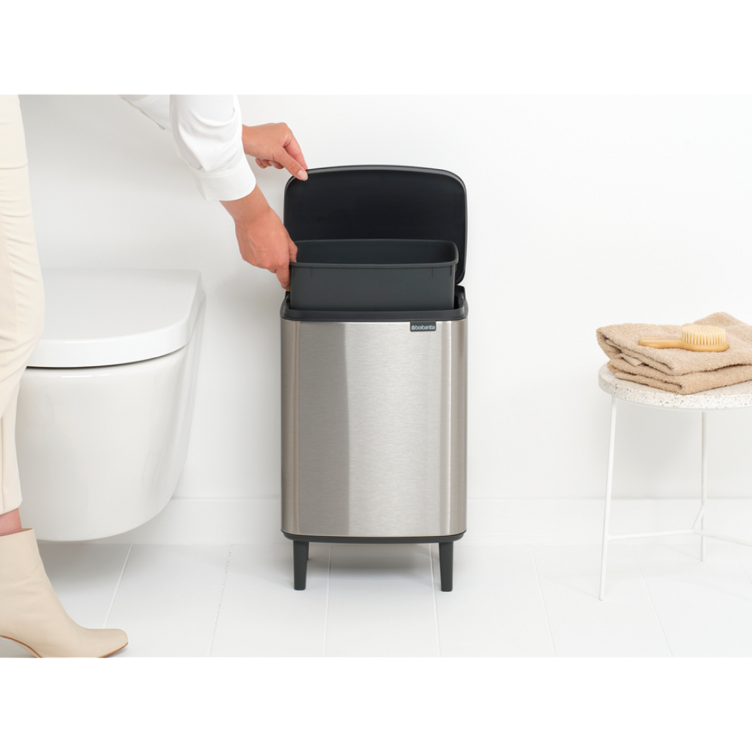 Bo Waste Bin Hi, 12L Matt Steel Fingerprint Proof 8710755227264 Brabantia 96dpi 1000x1000px 7 NR 30473