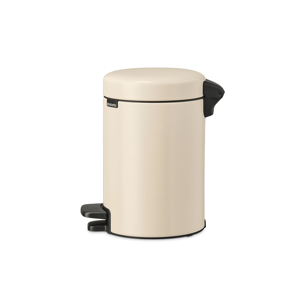 NewIcon Pedal Bin, 3L Soft Beige 8710755149887 Brabantia 96dpi 1000x1000px 7 NR 27476