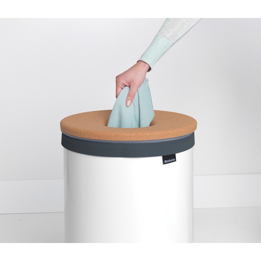 Laundry Bin, 60L, Cork Lid White 8710755104404 Brabantia 96dpi 1000x1000px 7 NR 13634