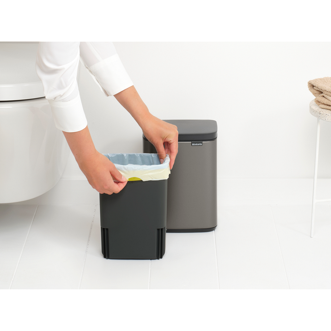 Bo Waste Bin, 4L Platinum 8710755222504 Brabantia 96dpi 1000x1000px 7 NR 30306