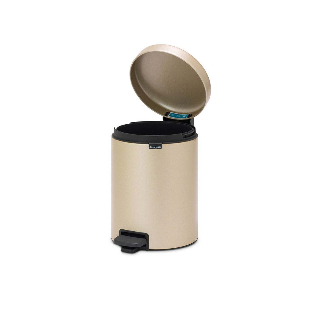 Pedal Bin newIcon, 5L Champagne 8710755304422 Brabantia 96dpi 1000x1000px 7 NR 21510