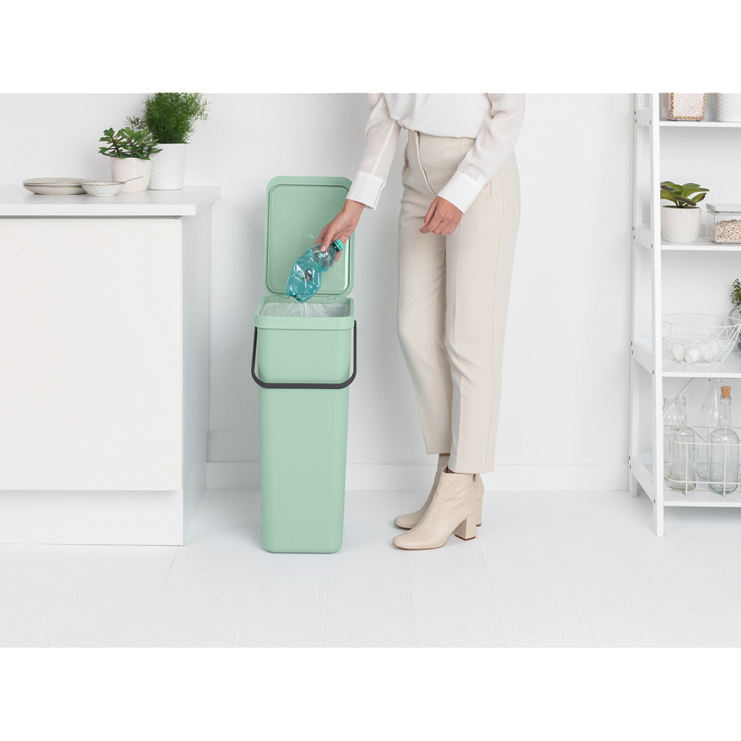 Sort & Go Recycle Bin, 40L Jade Green 8710755212826 Brabantia 96dpi 1000x1000px 7 NR 25784