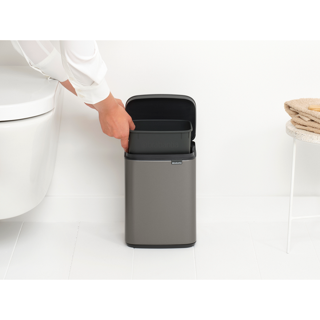 Bo Waste Bin, 4L Platinum 8710755222504 Brabantia 96dpi 1000x1000px 7 NR 30305