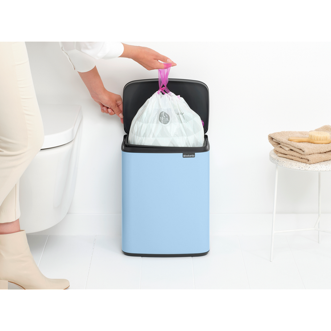 Bo Waste Bin, 12L Dreamy Blue 8710755223563 Brabantia 96dpi 1000x1000px 7 NR 30378