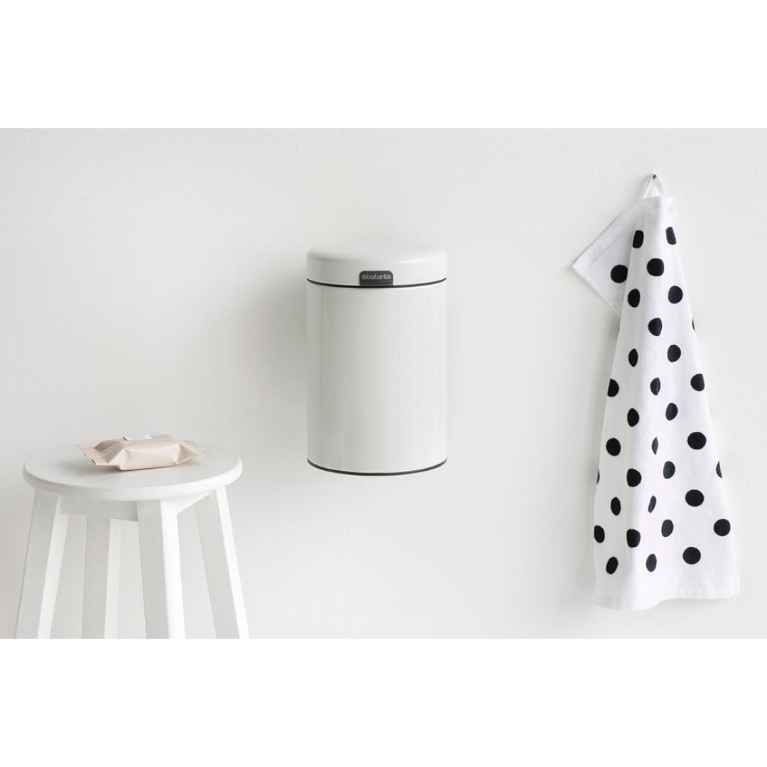 Wall mounted bin newIcon, 3L White 8710755115523 Brabantia 1000x1000px 7 NR 9074