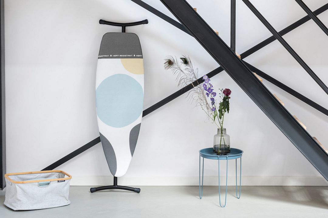 Ironing Board D, HRPZ, PerfectFlow Spring Bubbles 8710755134760 Brabantia 96dpi 1000x666px 7 NR 20521