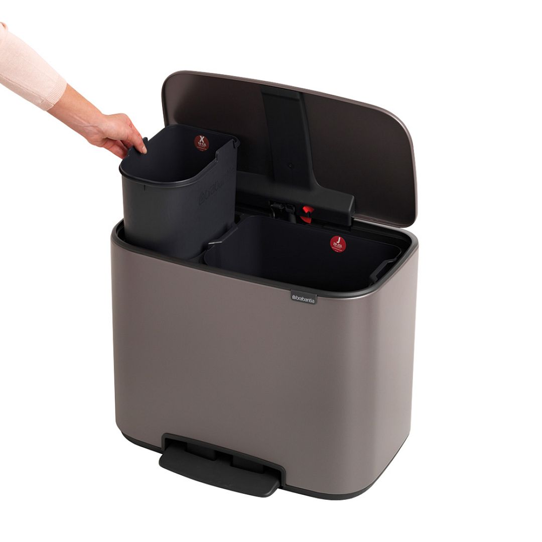 Bo Pedal Bin, 11 + 23L Platinum 8710755121203 Brabantia 1000x1000px 7 NR 12947