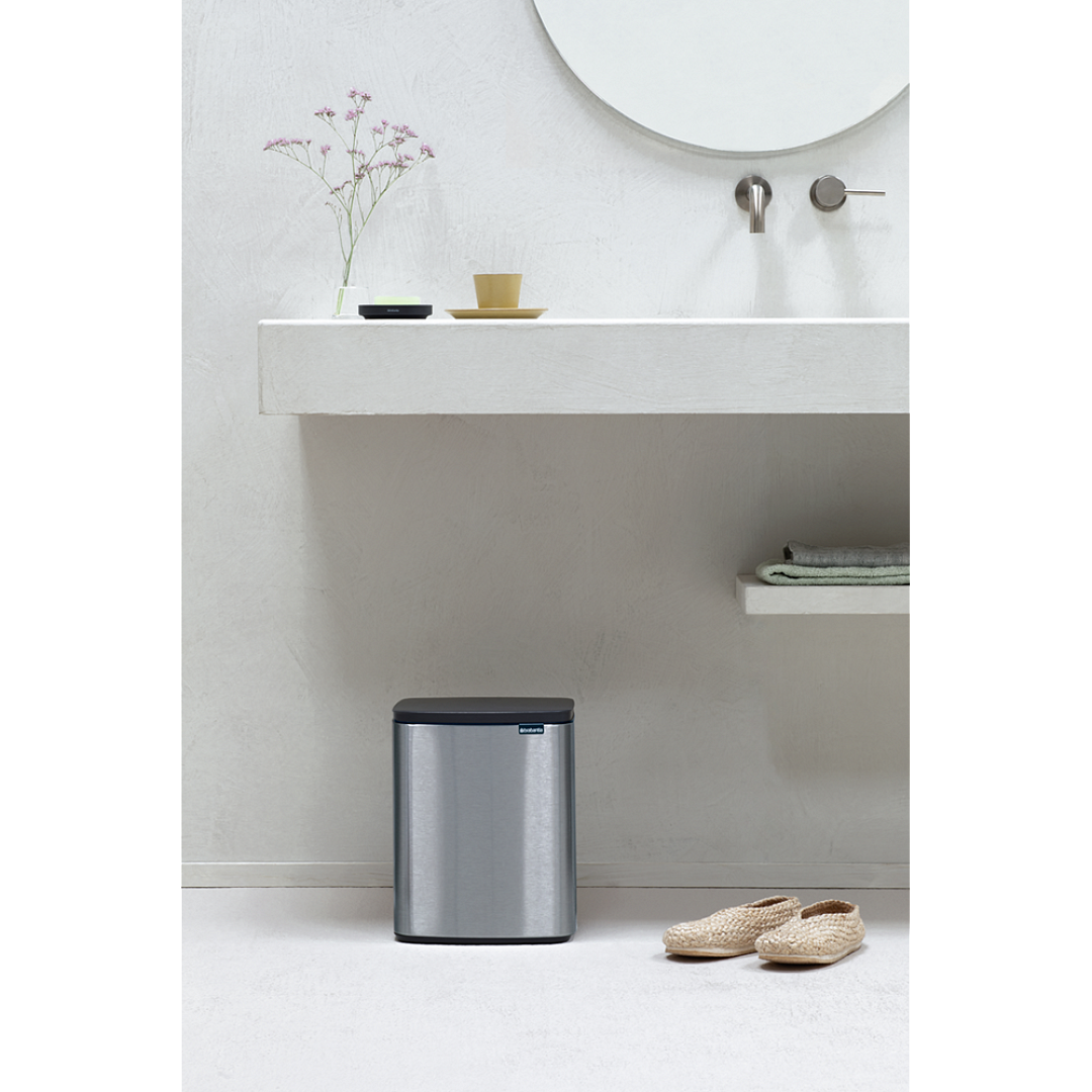 Bo Waste Bin, 12L Matt Steel Fingerprint Proof 8710755230486 Brabantia 96dpi 1000x1000px 7 NR 30641