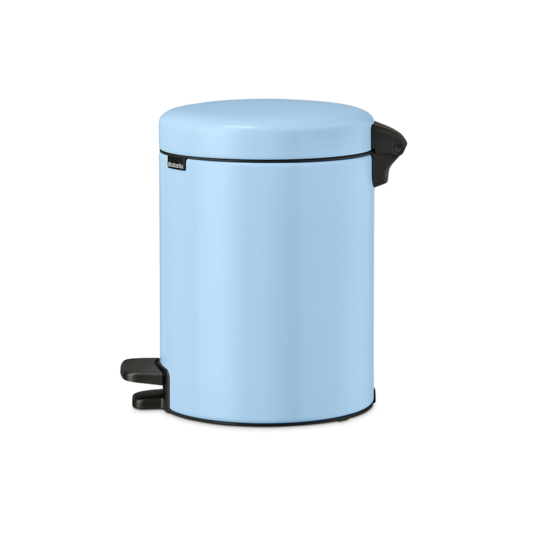 NewIcon Pedal Bin, 5L Dreamy Blue 8710755202681 Brabantia 96dpi 1000x1000px 7 NR 27446