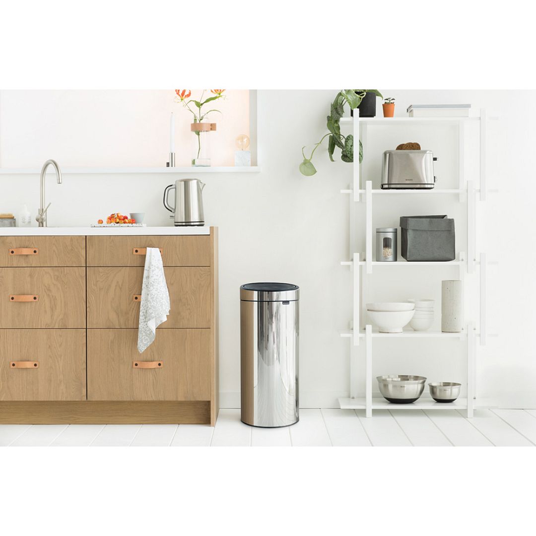 Touch Bin New, 30L Brilliant Steel 8710755115325 Brabantia 96dpi 1000x1000px 7 NR 13387