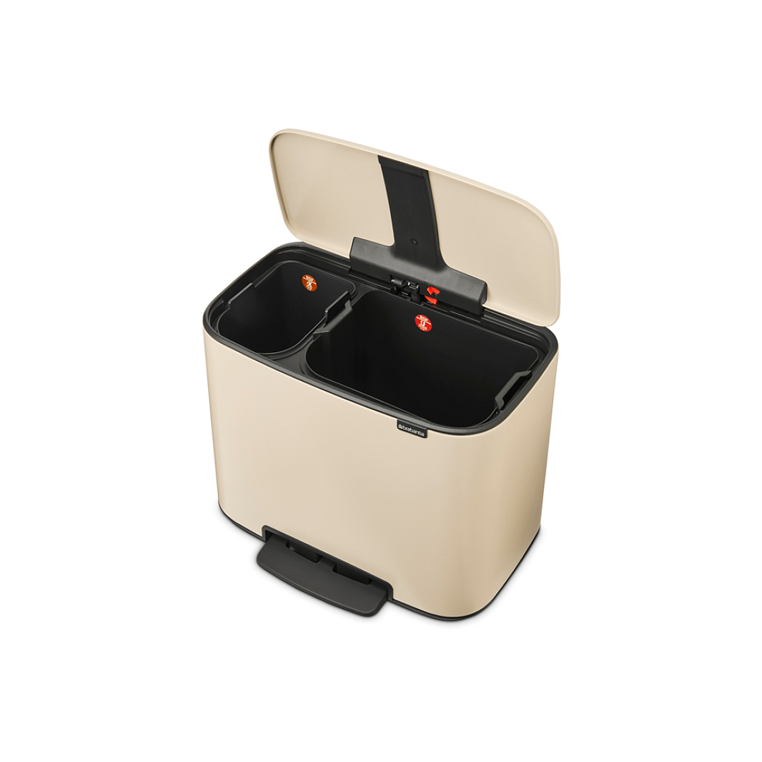 Bo Pedal Bin, 11 + 23L Soft Beige 8710755202247 Brabantia 96dpi 1000x1000px 7 NR 27544